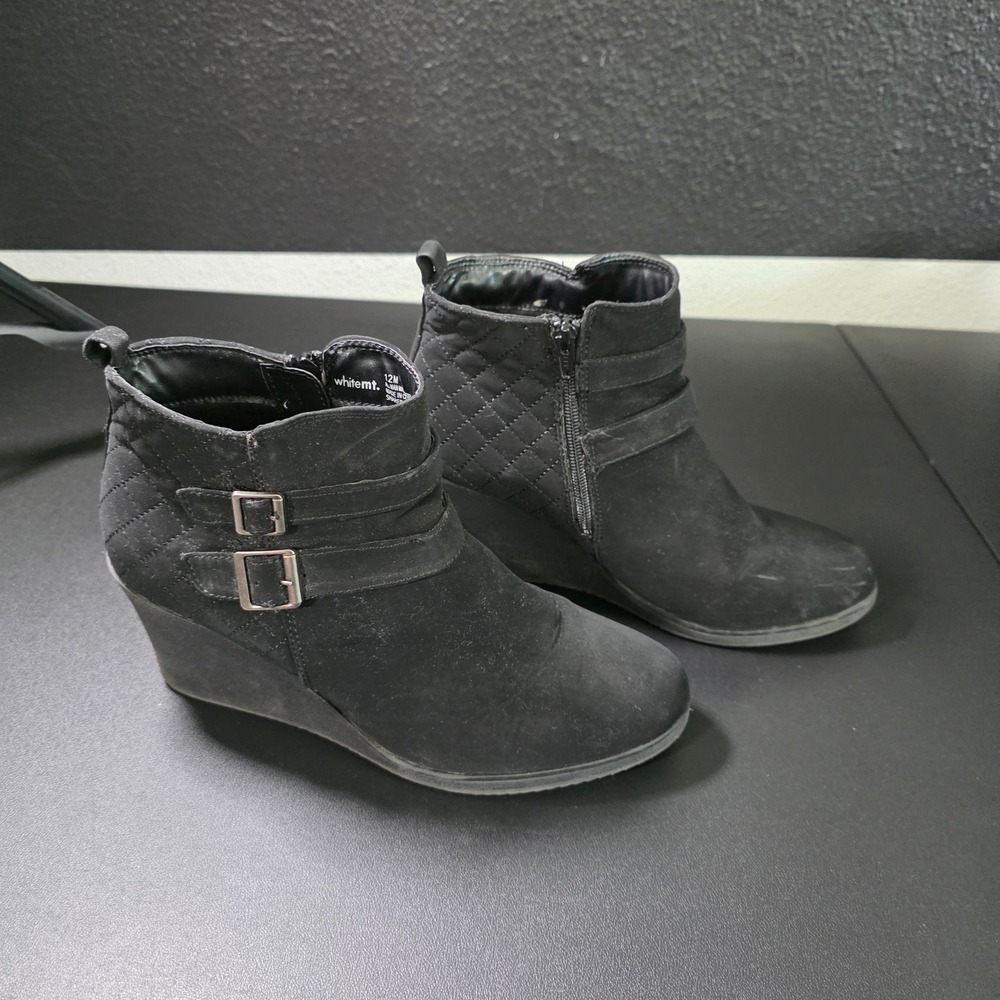 White Mountain Black Faux Suede Quilted Wedge Ankle Boots Buckle Detail Size 12M